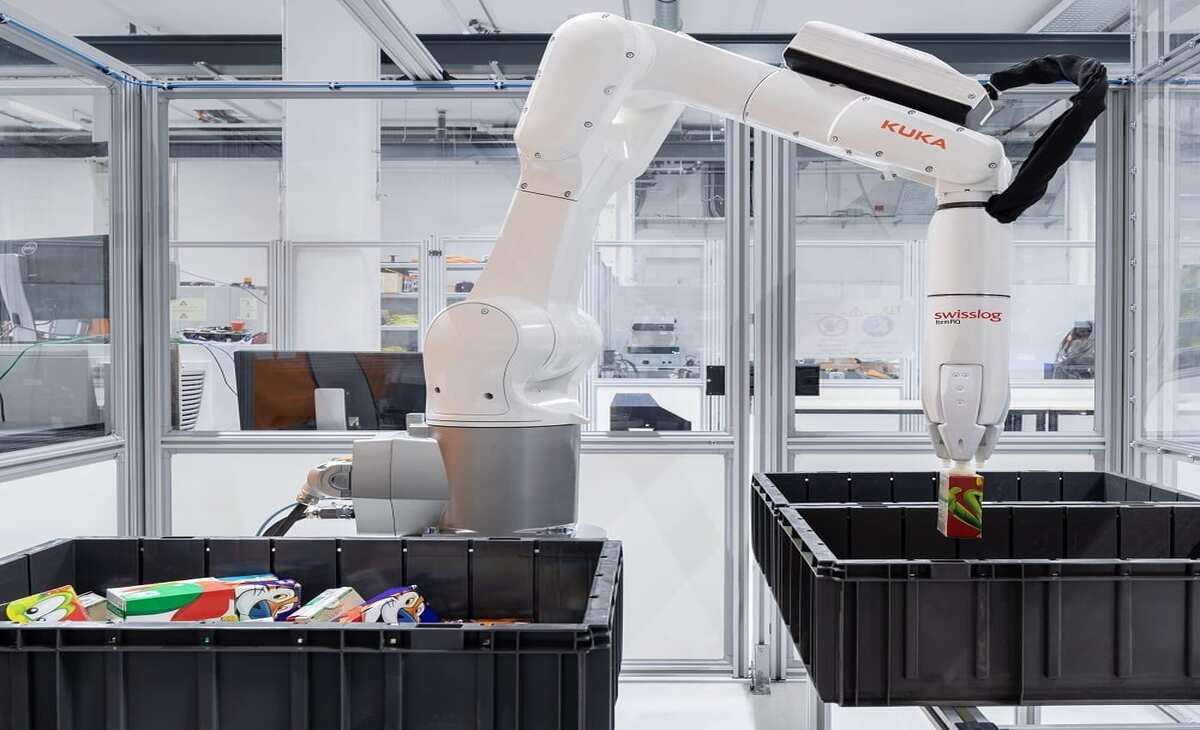 Reconocer, coger, recoger: uso de robots en los almacenes.